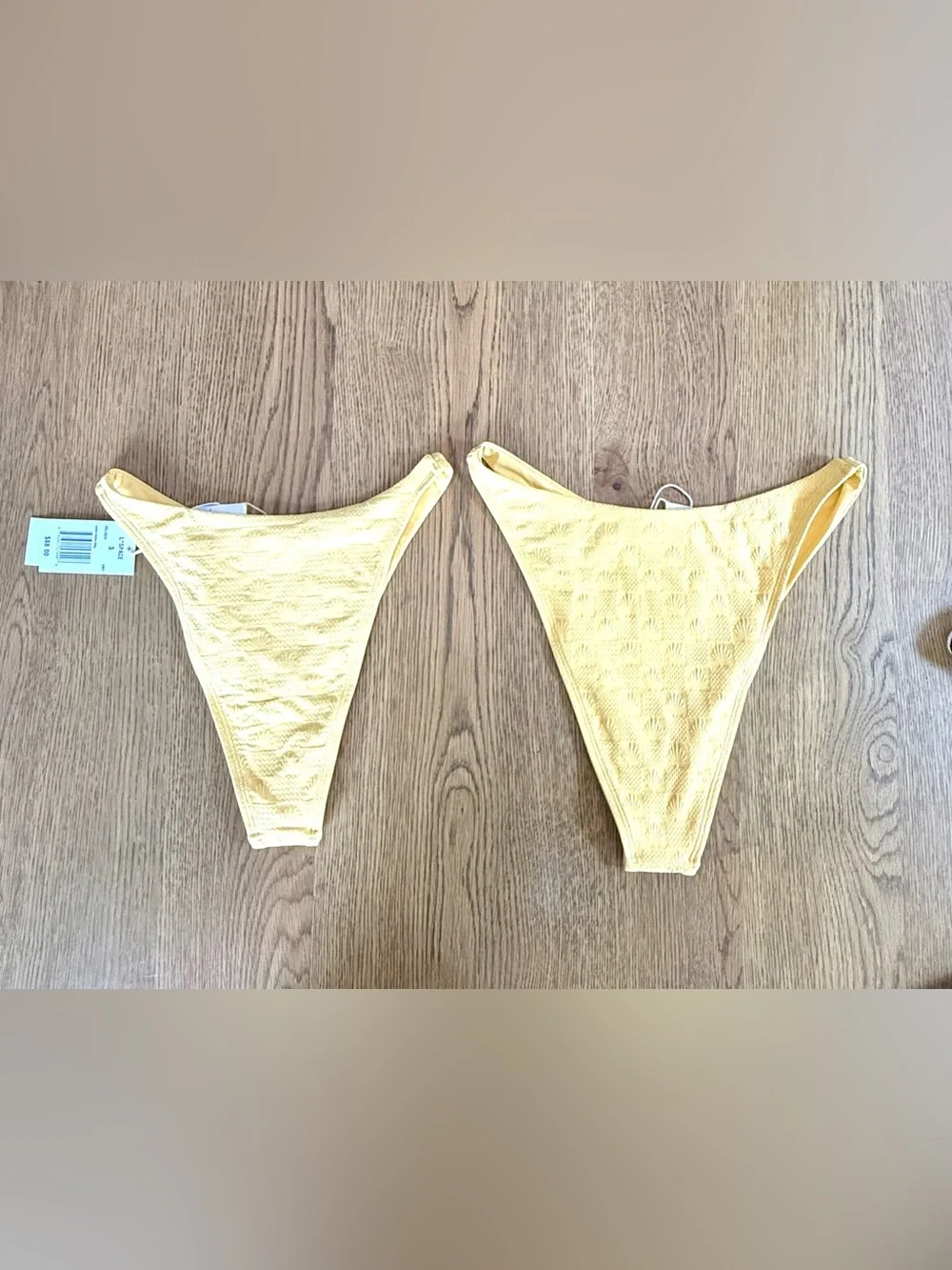 L*Space Leilani Bikini Bottom Yellow Textured Shell Sizes S and L NWT